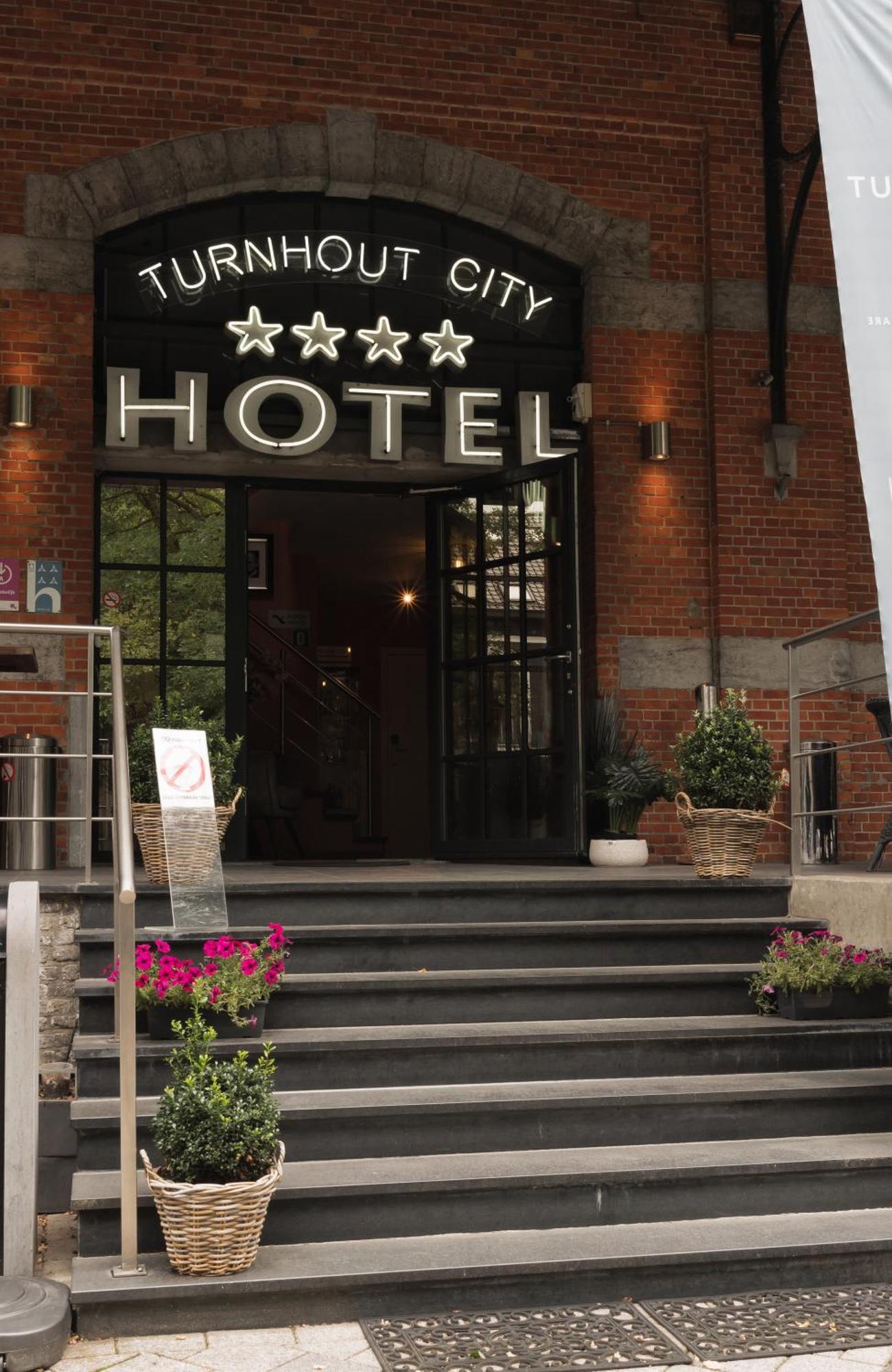 Turnhout City Hotel Экстерьер фото